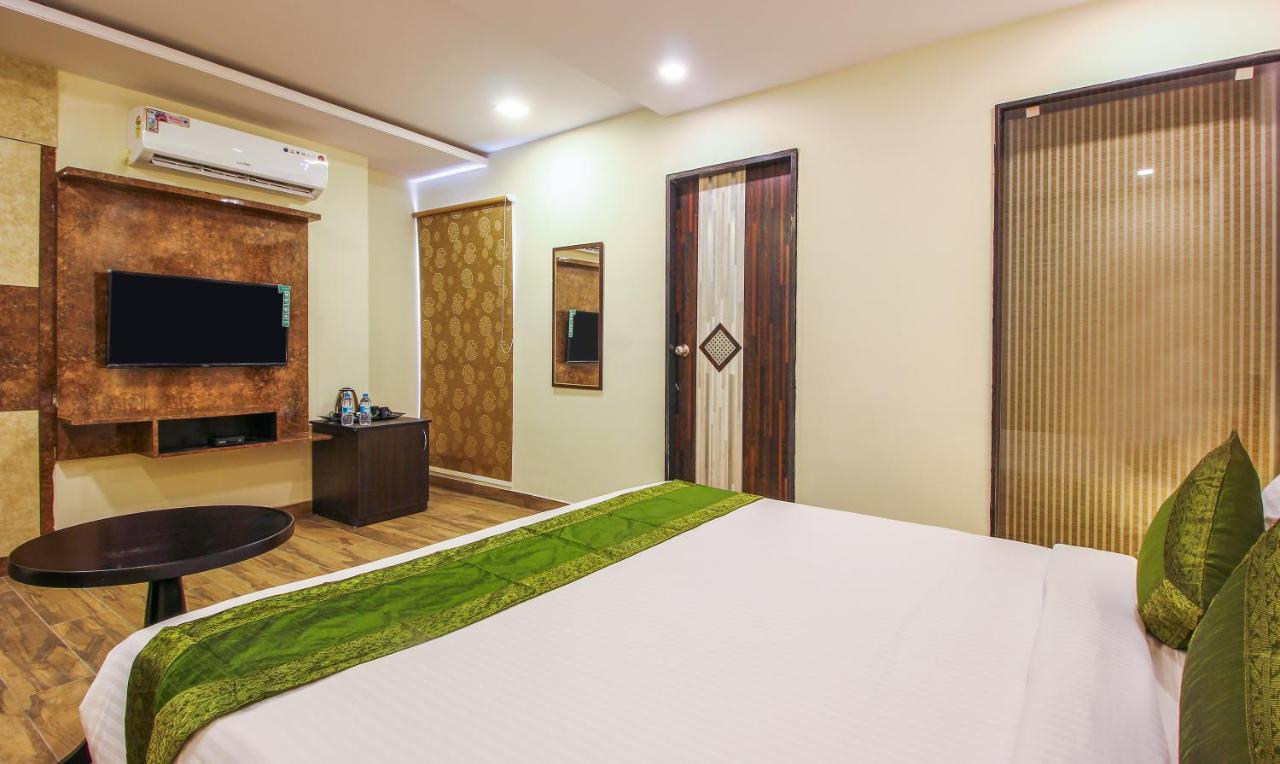 Treebo Address Inn, Banjara Hills Hyderabad Exterior foto