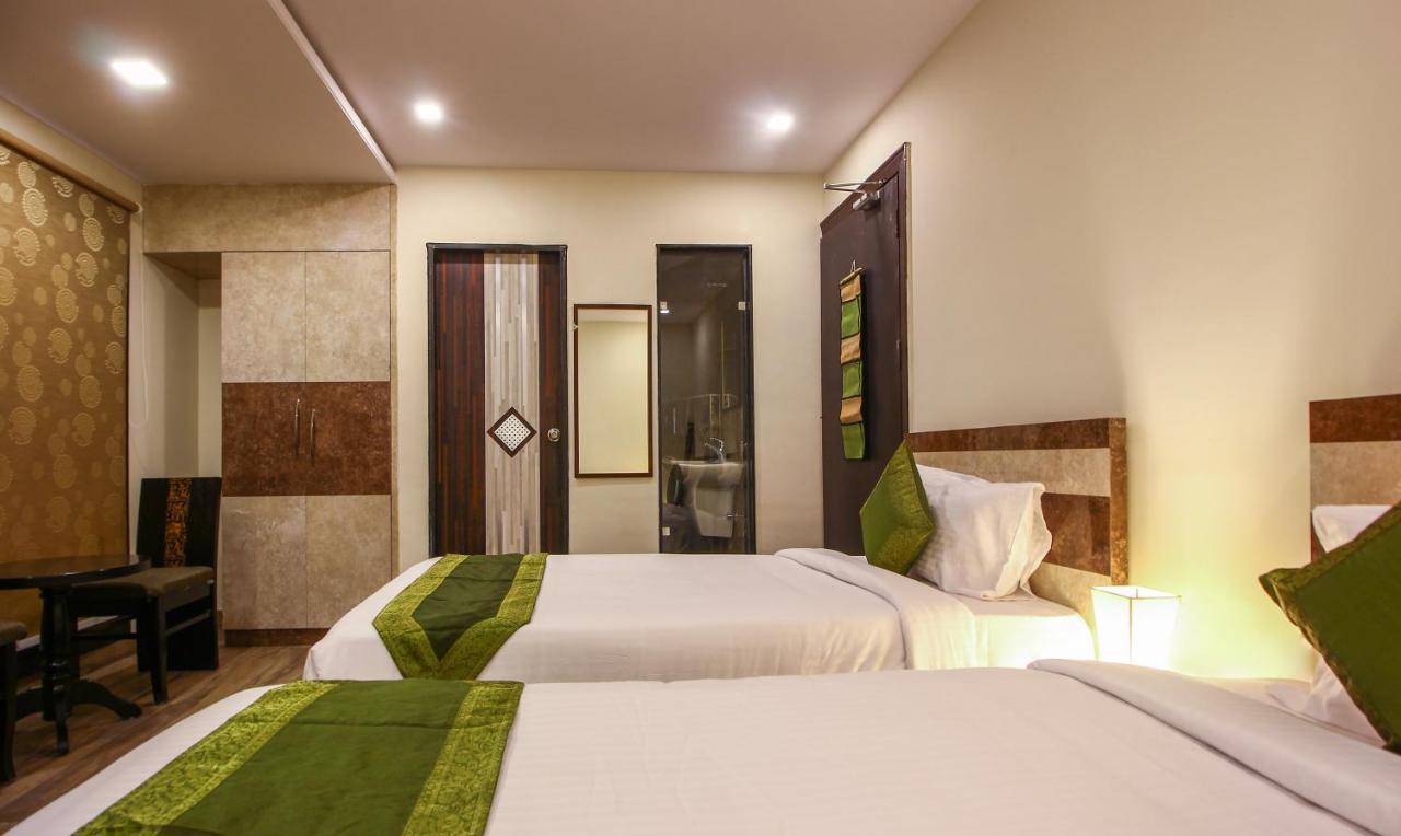Treebo Address Inn, Banjara Hills Hyderabad Exterior foto