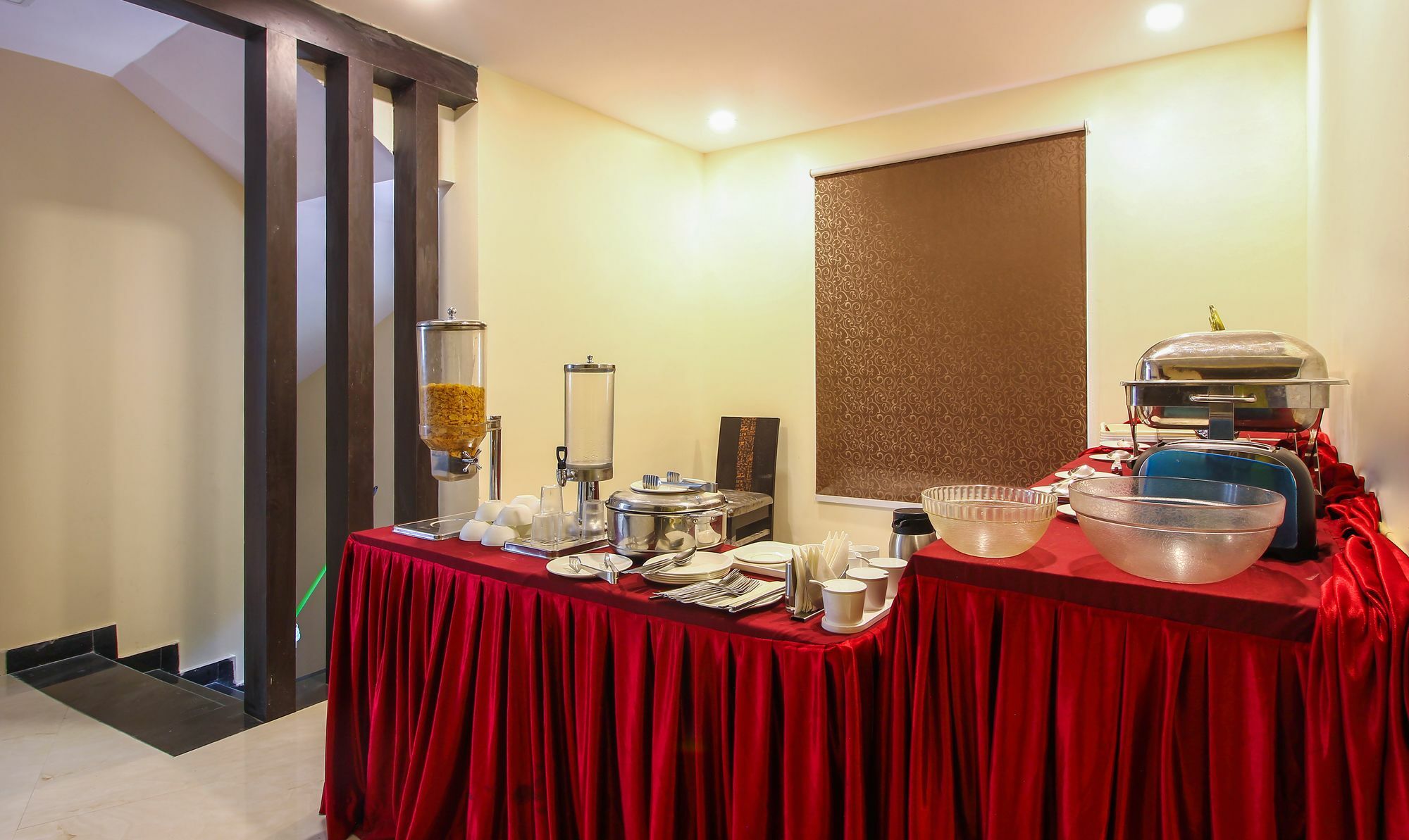 Treebo Address Inn, Banjara Hills Hyderabad Exterior foto
